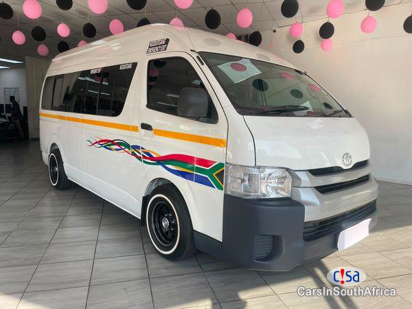 Toyota Quantum 2.5 D-4D Sesfikile Call 081 494 5928 Delivery Nationwide Manual 2019 - image 2