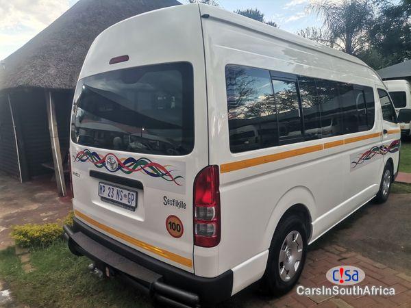 Toyota Quantum 2.5 D-4D Sesfikile 16-Seat Manual 2021 - image 2