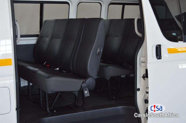 Toyota Quantum 2.5 D-4D Sesfikile Call 081 494 5928 Delivery Nationwide Manual 2019 - image 2