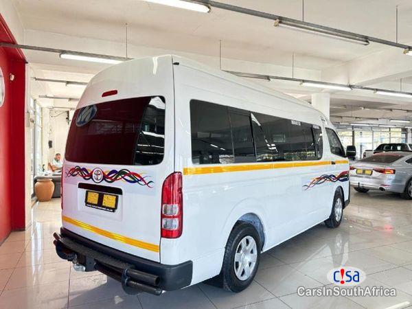 Toyota Quantum 2.5 D-4D Sesfikile 16-Seat Manual 2022