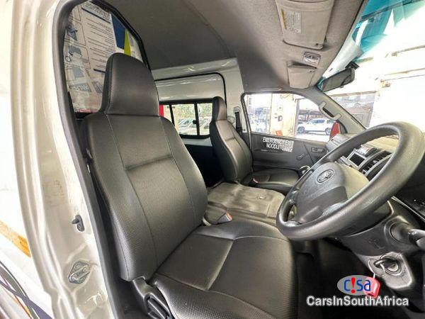 Toyota Quantum 2.5 D-4D Sesfikile 16-Seat Manual 2022 in South Africa