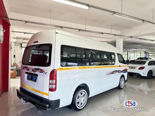 Toyota Quantum 2.5 D-4D Sesfikile 16-Seat Manual 2022 - image 2