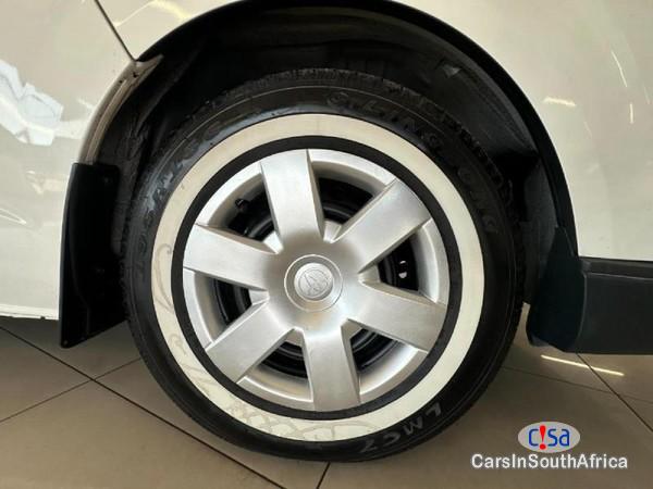 Toyota Quantum 2.5 D-4D Sesfikile 16-Seat Manual 2022 - image 3