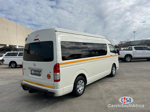 Toyota Quantum 2.5 GL 14 Seater Manual 2022