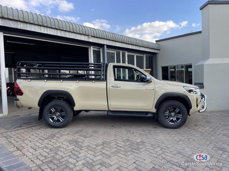 Toyota Hilux 2.8GD6 Auto...0679505805 Automatic 2020 - image 4
