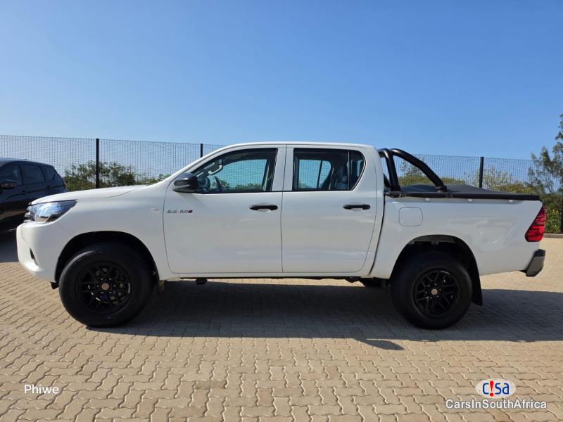Toyota Hilux 2.4 GD-6 ...0679505805 Manual 2023 in South Africa