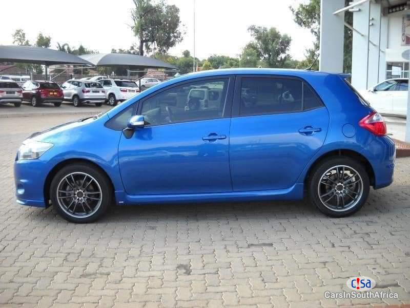 Toyota Auris 1.6 Manual 2015 - image 3