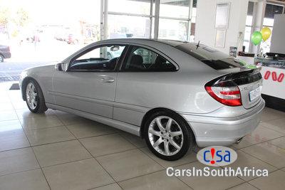 Mercedes Benz C-Class 3.2 Automatic 2005 - image 4