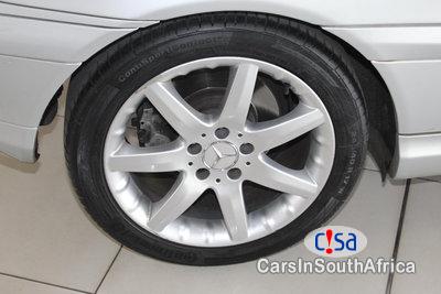 Mercedes Benz C-Class 3.2 Automatic 2005 - image 5