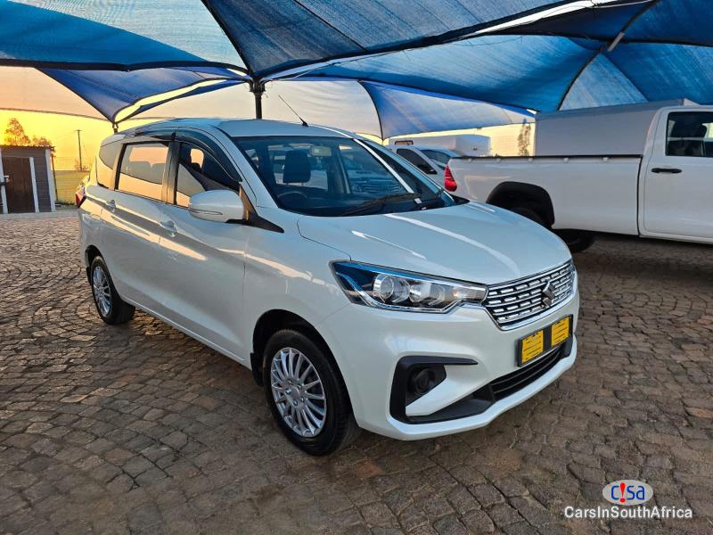 Suzuki Ertiga 1.5 GL Manual 2024 - image 4