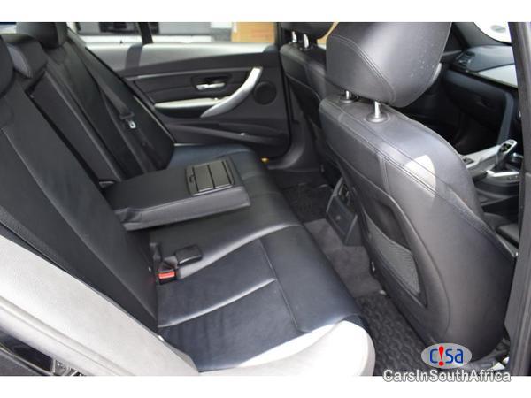 BMW 3-Series Automatic 2012 - image 8
