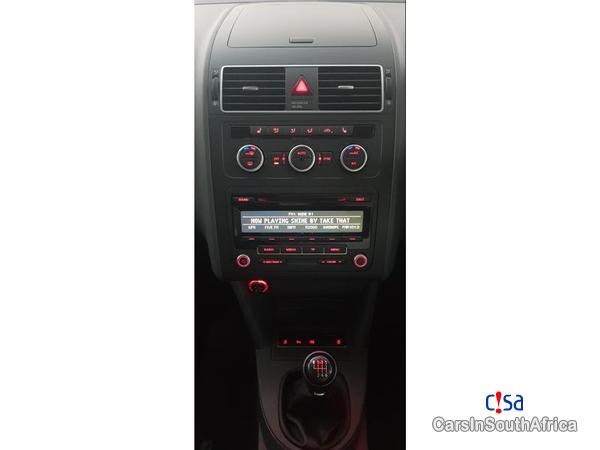 Volkswagen Touran Manual 2014 in Gauteng - image