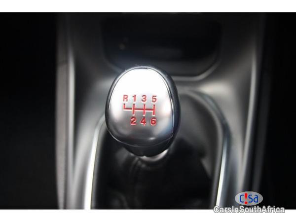 Ford Fiesta Manual 2015 - image 9