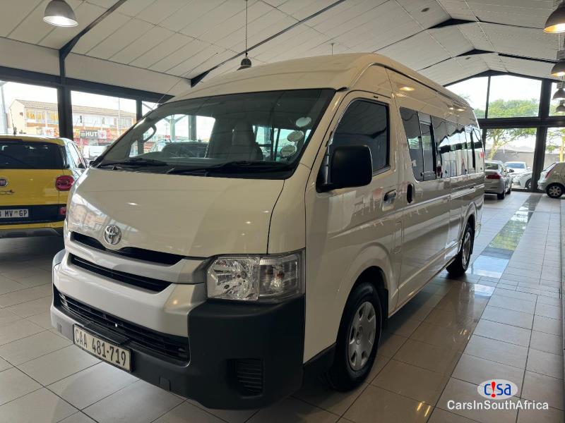 Picture of Toyota Quantum HiAce 2.5D-4D Sesfikile 16-Seat Manual 2020