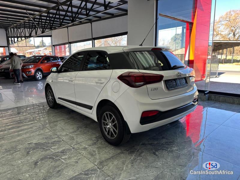 Hyundai i20 1.4 /call Whatsapp 068 346 6875 Automatic 2018