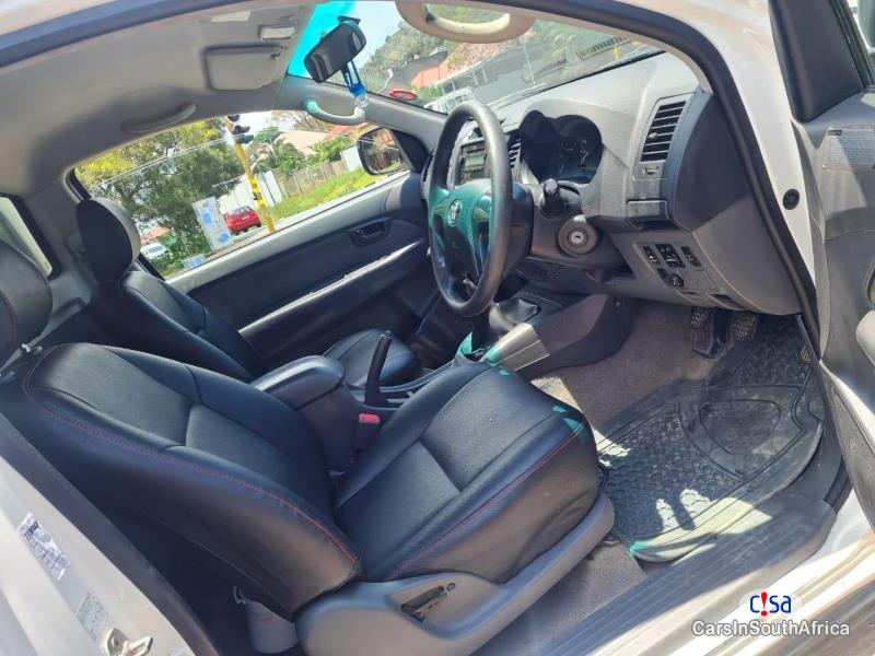 Toyota Hilux 2.5 Manual 2018 - image 4