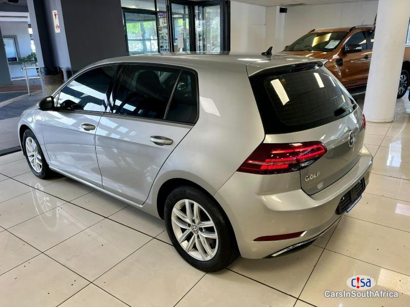 Volkswagen Golf 1.4 Automatic 2018 - image 2