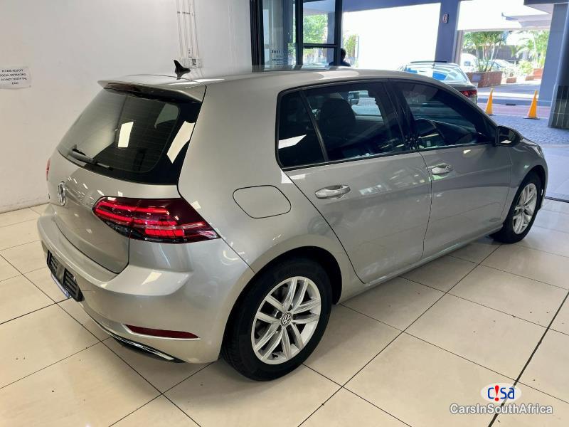 Volkswagen Golf 1.4 Automatic 2018 - image 3
