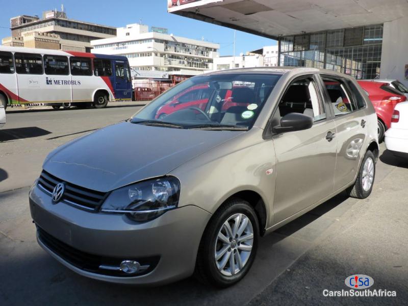 Pictures of Volkswagen Polo 1.4 Trendline Manual 2014