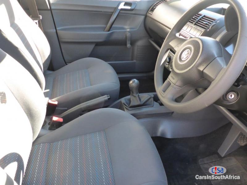 Volkswagen Polo 1.4 Trendline Manual 2014 - image 4