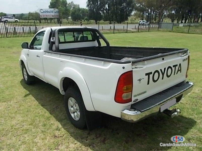 Toyota Hilux 0783349415 Manual 2009 in South Africa