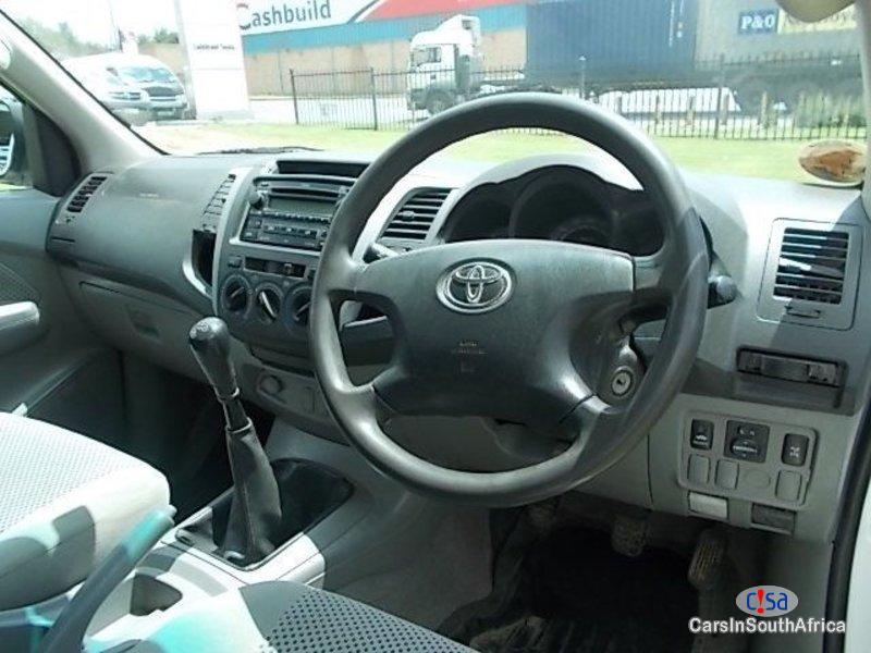 Toyota Hilux 0783349415 Manual 2009 in South Africa - image
