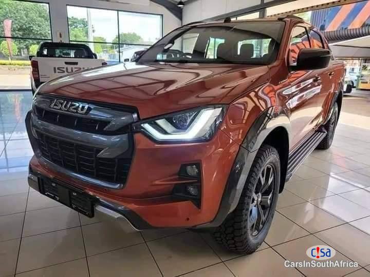 Pictures of Isuzu D-Max 3.0 V-Cross Automatic 2022