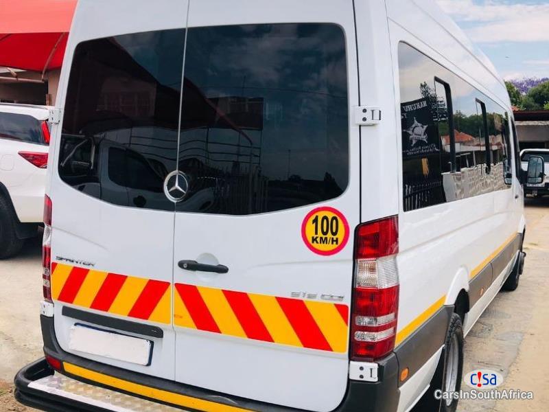 Mercedes Benz Sprinter 515 /call Whatsapp 068 346 6875 Manual 2019 - image 2