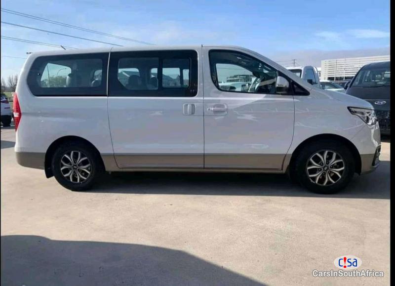 Hyundai H-1 2.5VGTi Bus Elite Automatic 2019 in Gauteng