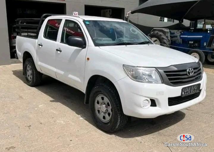 Picture of Toyota Hilux Manual 2014