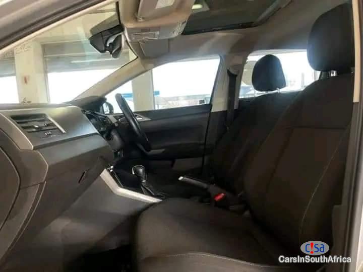Volkswagen Polo 1.0 Automatic 2019 - image 6