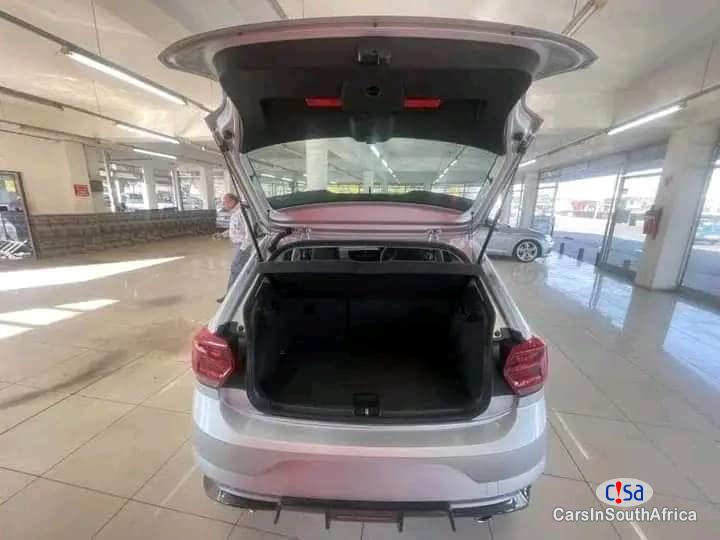 Volkswagen Polo 1.0 Automatic 2019 - image 7