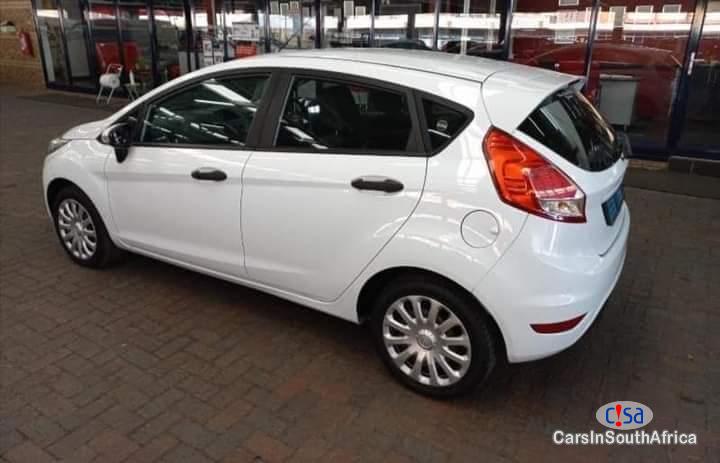 Ford Fiesta Manual 2014