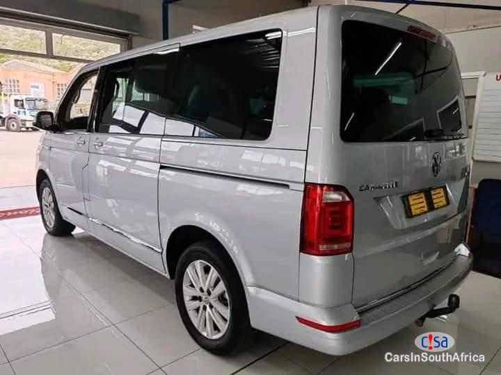 Volkswagen Caravelle Automatic 2016 - image 4