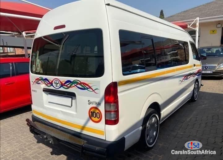 Toyota HiAce 2.5 D4d Sesfikile (0726318146) Manual 2023 - image 5