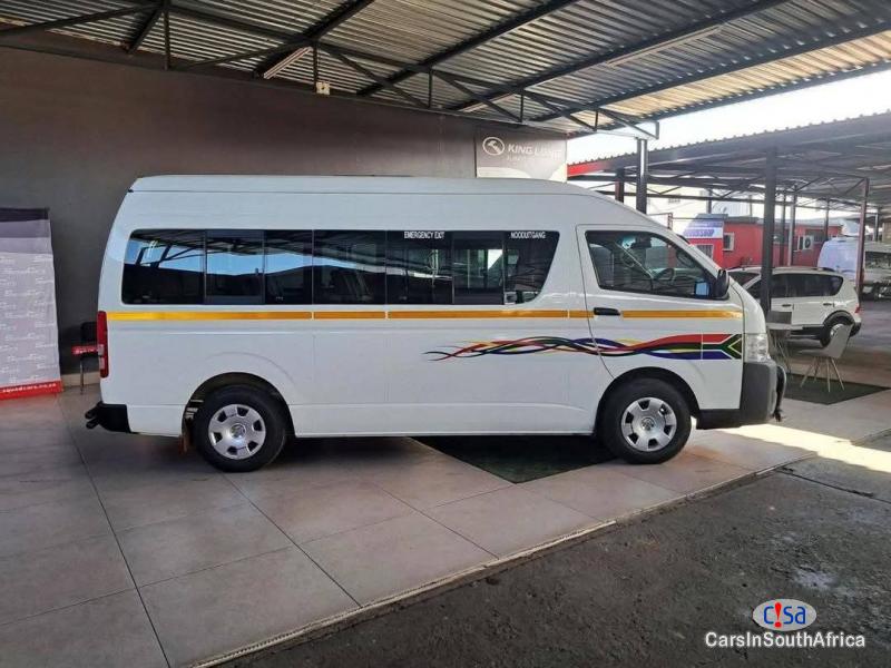 Toyota HiAce 2023 Toyota Quantum 2.5 D4D Sesfikile L0698183175 0r Manual 2023 in South Africa