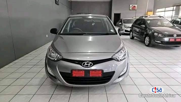 Pictures of Hyundai i20 Manual 2013