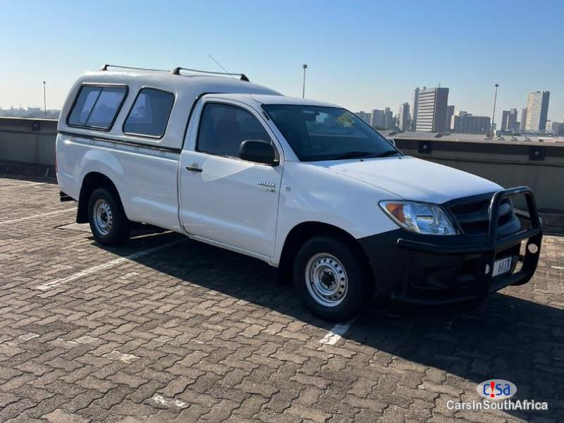 Pictures of Toyota Hilux 2.5 Manual 2008