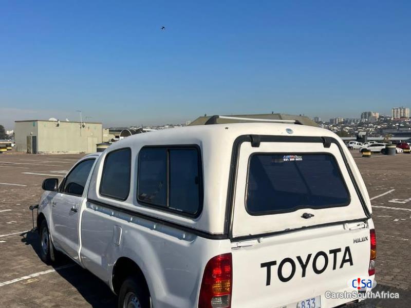 Toyota Hilux 2.5 Manual 2008 - image 3