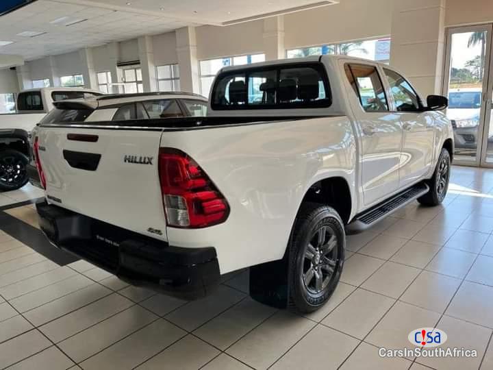 Toyota Hilux 2.8GD Manual 2018 - image 2