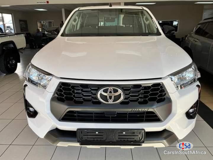 Toyota Hilux 2.8GD Manual 2018 - image 3