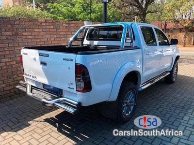 Pictures of Toyota Hilux 2.5D Manual 2014