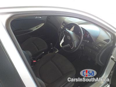 Hyundai Accent 1.4 Manual 2012 - image 6