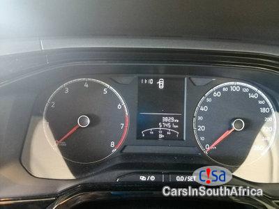 Volkswagen Polo 1.0 Trendline Hatch Manual 2018 - image 9