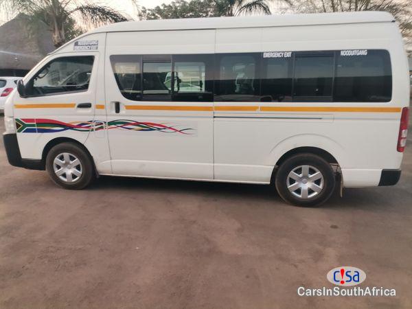 Toyota Quantum 2.5 D-4D Sesfikile 16-Seat Manual 2021