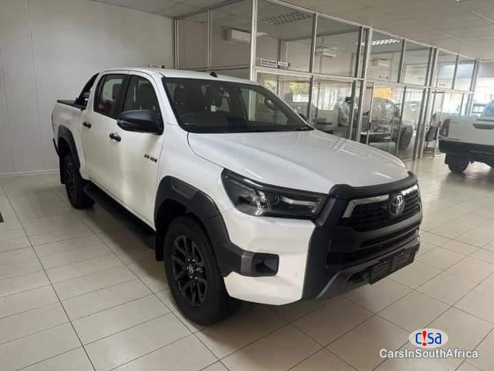 Toyota Hilux 2.8GD Automatic 2018 - image 4