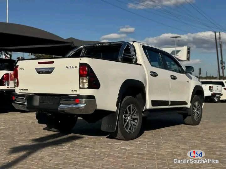 Toyota Hilux 2.8GD Automatic 2018 - image 2