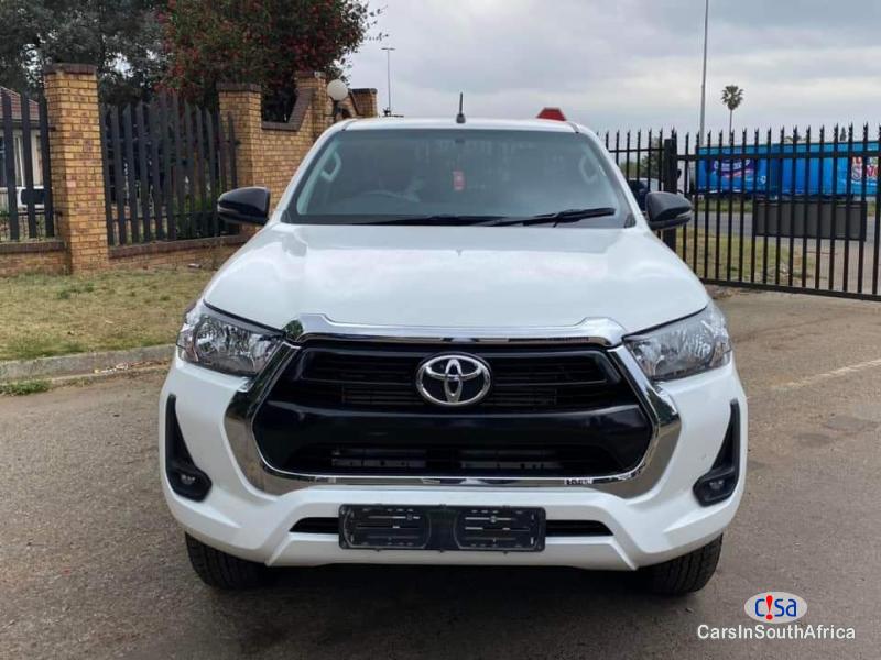 Toyota Hilux 2.8GD-6 4X4 Call:0691808200 Manual 2020