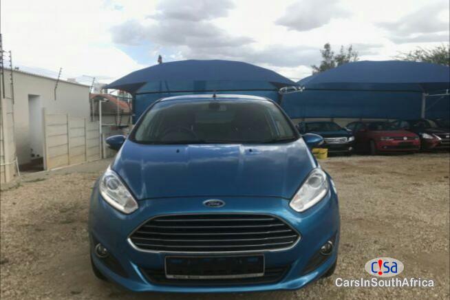 Pictures of Ford Fiesta Automatic 2014