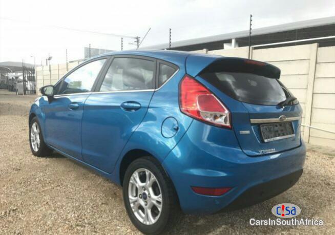 Ford Fiesta Automatic 2014 - image 3